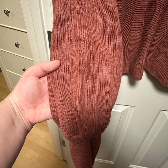 1.STATE Ribbed Balloon Sleeve Sweater - Picture 6 of 8